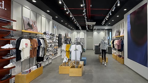 New in Bandra: Choose from a range of premium sneakers & t-shirts at the New Balance store!