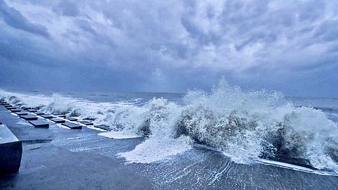 Maharashtra braces for cyclone fury! Heavy to very heavy rainfall may take over between May 23-27