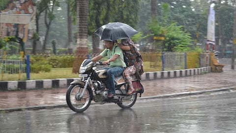 Ahmedabad to experience thunderstorms with rain on Saturday; showers to continue next week