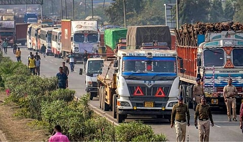 Lucknow News | Alternate routes for heavy vehicles during Kanwar Yatra