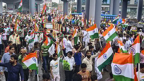 Gujarat's 'Har Ghar Tiranga' Campaign: Ahmedabad set for Tiranga Yatra with 1 lakh+ attendees!