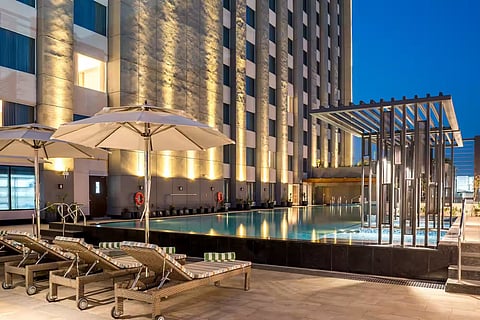From plush stays to delectable dining & fancy bars, Holiday Inn near Lucknow Airport has it all!