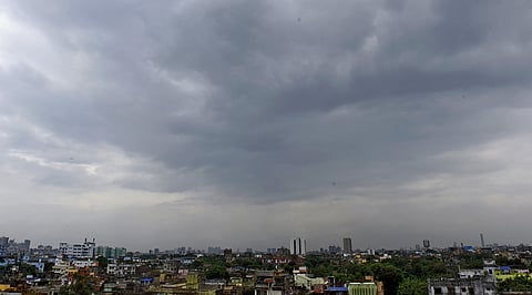 Lucknow Weather | Humid conditions with overcast skies & scattered rain to persist this week