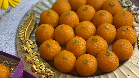 "Jo na khaaye, vo pachtaaye"| Dazzle your tastebuds this Diwali with iconic Ritzz motichoor laddoo