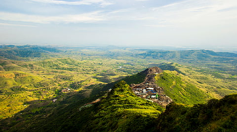 Set out on a mini holiday near Mumbai! Here's all you need to know about Purandar Fort