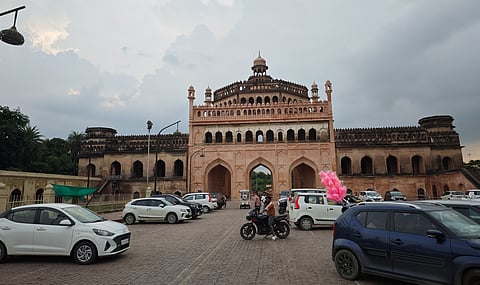 Lucknow News | Rumi Darwaza’s glory dimmed by neglect; Unchecked parking & litter take over