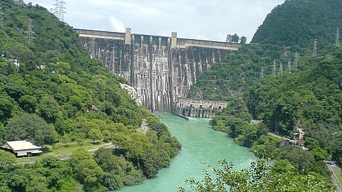 Tired of the same old weekend getaways from Mumbai? A peaceful retreat awaits at THIS Maha dam