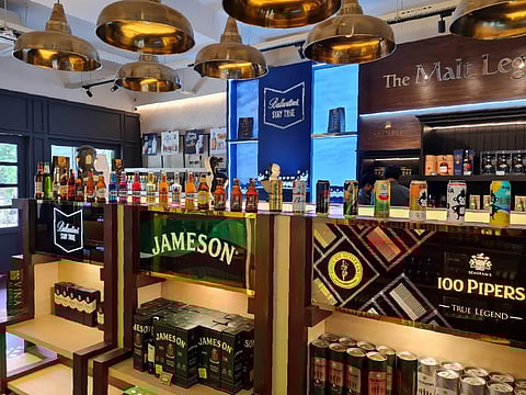 Festive cheers! Lucknow liquor stores to operate until 11 PM on THESE December dates