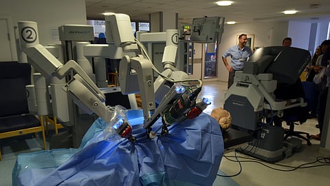 Starting Jan 2025, Lucknow’s KGMU will launch affordable robotic surgery for patients