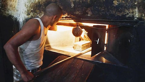 Switch to cleaner fuels or shut down! New deadline issued to 650 Mumbai bakeries using firewood