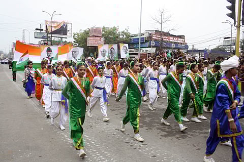 January 26 parade rehearsals take over Lucknow's Hazratganj; UP Foundation Day celebrations begin