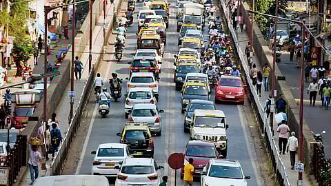Mumbai's 125-year-old Elphinstone Bridge to close for 2 years | Know why!