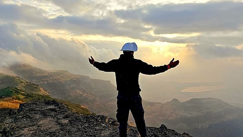 Maharashtra's sixth-highest peak is ONLY 201 km from Mumbai | Plan your trip now!