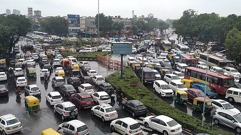 Study notes Ahmedabad’s Ambawadi and Shyamal crossroads as challenging traffic junctions| Here's why