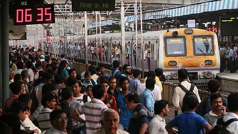 Mumbai News | Platform ticket ban at 4 major stations from April 18 to May 15; know details
