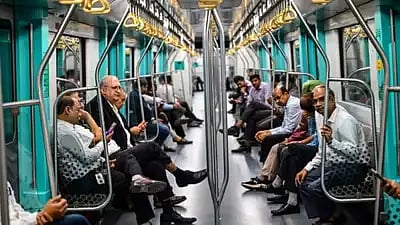 Mumbai Metro's new BKC–Worli stretch records 32,725 ridership during its first Sunday