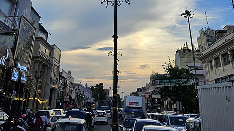 Lucknow's Hazratganj, Moti Jheel, Bhikhampur & Charak Chauraha set for new upgrades!