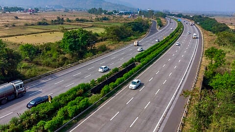 New ₹45,000 crore Greenfield Expressway to cut Noida–Lucknow travel time to 3-4 hours
