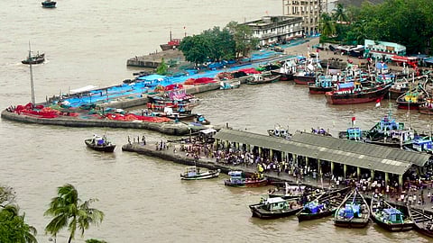 Maharashtra & Finland to modernise Mumbai’s historic Sassoon Dock