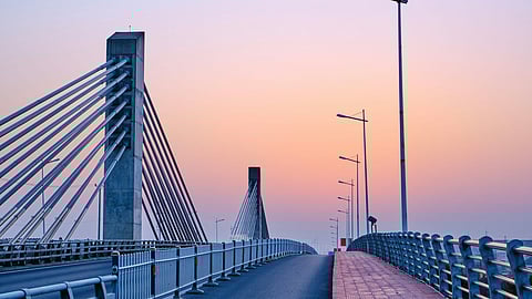 Bridge connecting Goregaon to Oshiwara
