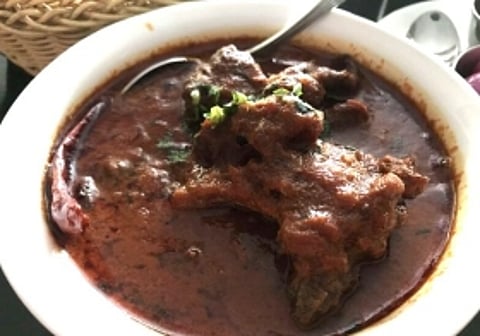 5 places in Jaipur where you can find the most flavourful and spicylicious “Laal Maas”