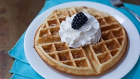 Lucknow’s Gomti Nagar becomes the new hub for ‘Waffle’ lovers in the city!