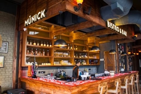 Thank us later: With two giant screens & beer auction, Münick in Lucknow is your go to place this IPL season!