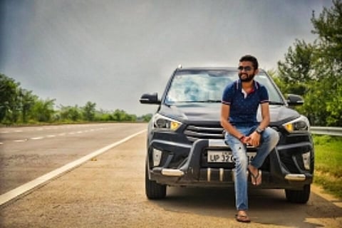 Know the man behind the camera Abhinav Khare, a young lad and owner of Tasvir in Lucknow!