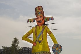 Dussehra Maidan in Indore celebrates 50th Ravan dahan!