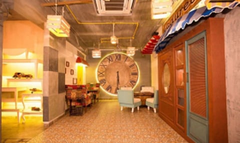 O2 Cafe De La Ville in New Palasia, Indore, is where fine dine meets casual