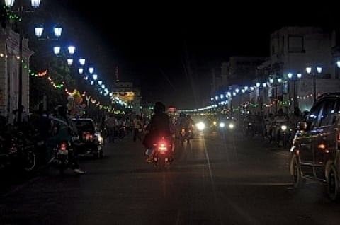 Now that Hazratganj is finally open, head to Royal Sky and catch the live IPL screening