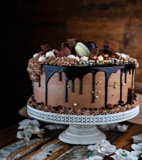 Looking for the perfect cake for a special day? ‘Latika’s Thalia’ in Kanpur is the answer