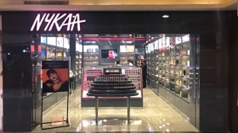Nykaa has finally opened its first ever outlet in Lucknow and you’ve got to be here