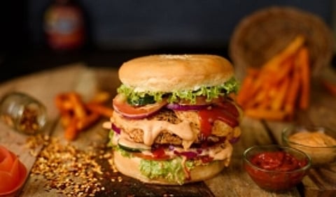 If burgers are your weakness, then Big Slick in Jaipur is where you need to be