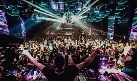 This weekend, dance till you drop at Liquid Hours- the coolest party in Jaipur!