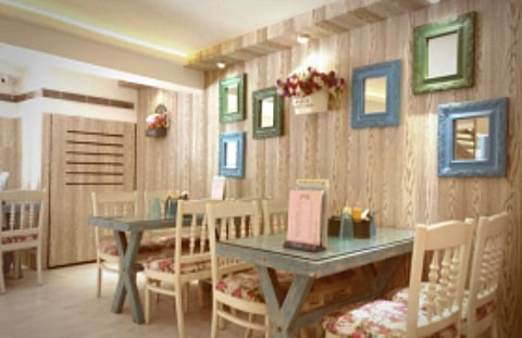 D-Cafe at Mall Road in Kanpur is the cutesy spot you need to visit with BAE next