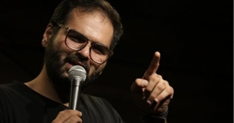 After a long wait, Kunal Kamra is finally bringing his ROFL jokes to Lucknow