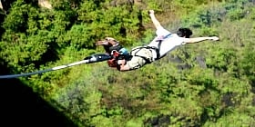 Looking for a picnic in Goa? This one offers food & Bungee jumping!
