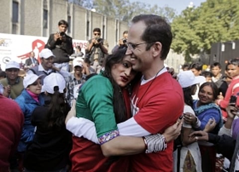 Awadh Queer Pride Committee is giving out Free Hugs HERE in Lucknow