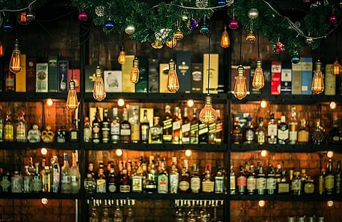 Lucknowites, you can soon get booze till 4am in the city!