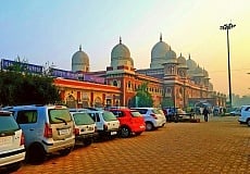 Rain brings fog & chill to Kanpur; Colder days are coming