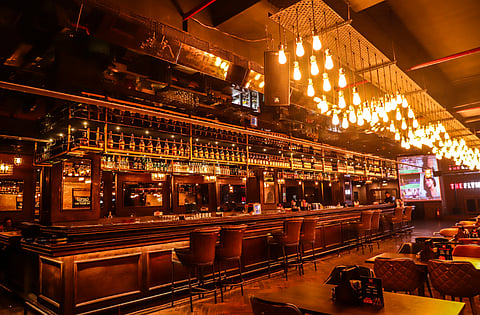 'Prada' fame Jass Manak is coming to The Flying Saucer Cafe in Lucknow & here's ALL you need to know