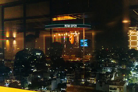 Wanna catch up on IPL matches with your buddies in Lucknow? Check out these 9 places!