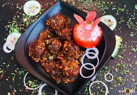 For your fix of pocket-friendly Chinese food, head to Midnight China in Lucknow!