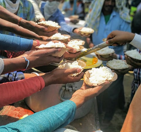 'Support Group LKO Covid-19' has been a boon for the people on the streets; here's how you can help