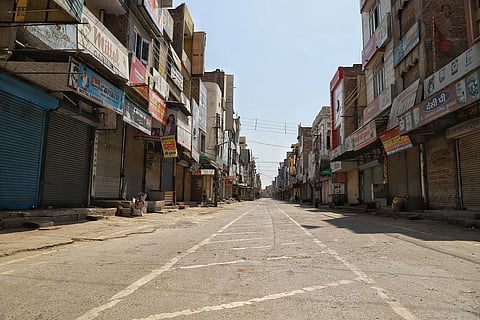 Sunday lockdown lifted in Lucknow, markets & public places allowed to open