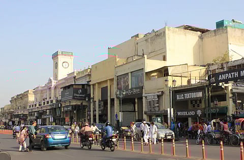 Bars & restaurants to remain open till 11PM in Lucknow; markets to be operational till 10PM
