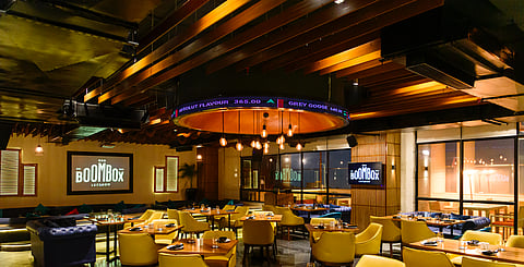 Lucknow's Boombox Bar Xchange has us excited with their stunning IPL offers!