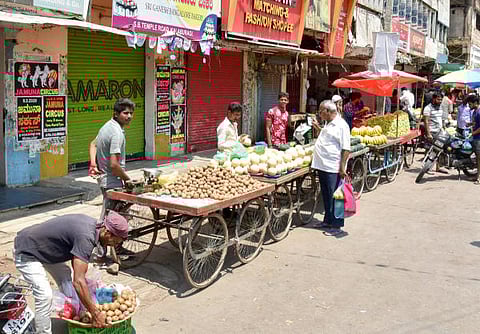 Lucknow Nagar Nigam to set up many more movable & fixed vending zones for street vendors