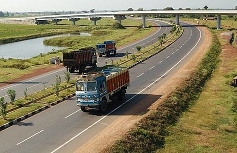 Purvanchal Expressway connecting Lucknow to Ghazipur to go public in January